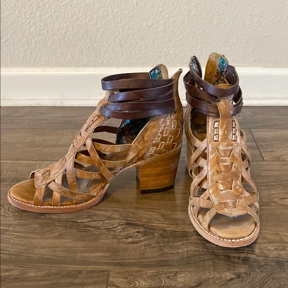 FREEBIRD sandal